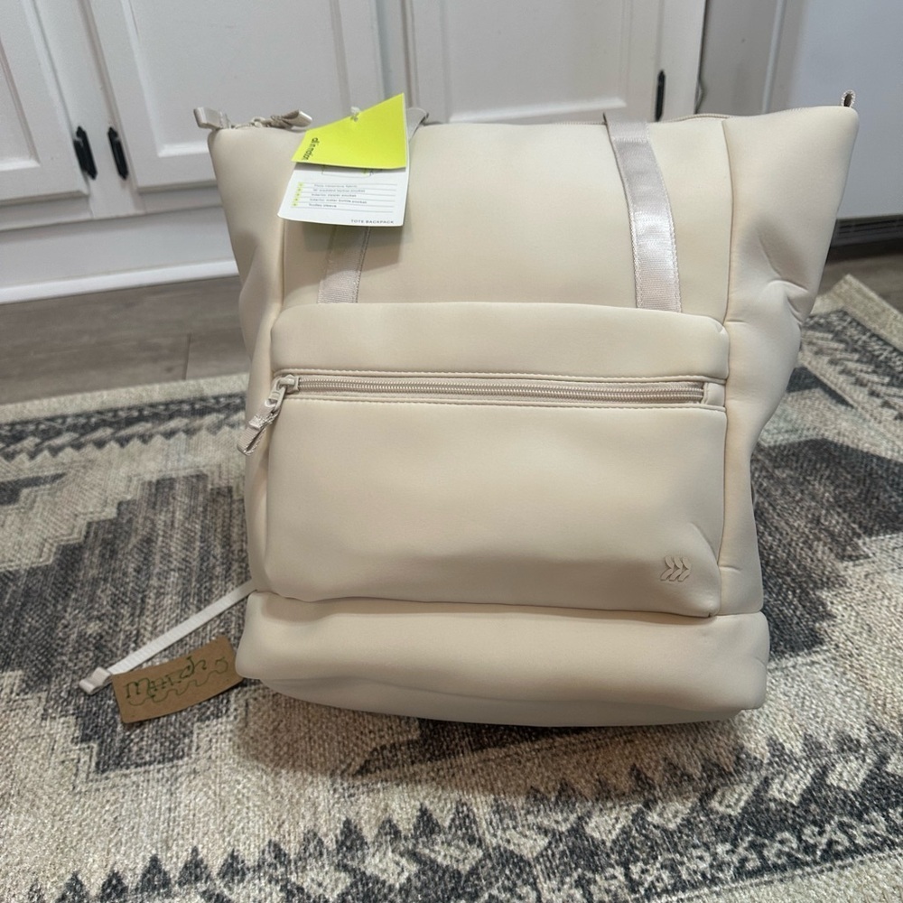 New Large Tote Backpack Travel Bag Faux Neoprene Cream All in Motion New Large - Picture 10 of 15